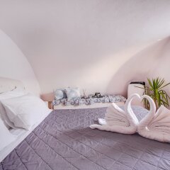 Отель Paradise Traditional Cycladic House Греция, Остров Санторини - отзывы, цены и фото номеров - забронировать отель Paradise Traditional Cycladic House онлайн спортивное сооружение