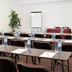 Отель Sol Nessebar Mare Hotel - Все включено Болгария, Несебр - 8 отзывов об отеле, цены и фото номеров - забронировать отель Sol Nessebar Mare Hotel - Все включено онлайн помещение для мероприятий фото 2