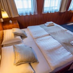 Отель Grand Jules - Boat Hotel Венгрия, Будапешт - 1 отзыв об отеле, цены и фото номеров - забронировать отель Grand Jules - Boat Hotel онлайн комната для гостей фото 4