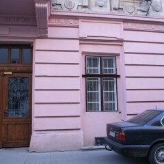Shelter хостел Львов парковка