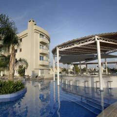 Отель Sunrise Oasis Кипр, Протарас - 1 отзыв об отеле, цены и фото номеров - забронировать отель Sunrise Oasis онлайн бассейн