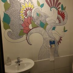 Отель Jinho's Black Whale Guesthouse & Bar Южная Корея, Сеул - отзывы, цены и фото номеров - забронировать отель Jinho's Black Whale Guesthouse & Bar онлайн ванная фото 2