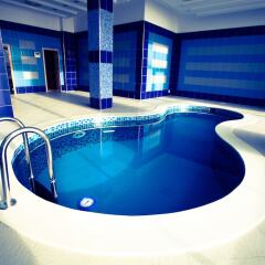 Гостиница Caspian Riviera Grand Palace Казахстан, Актау - отзывы, цены и фото номеров - забронировать гостиницу Caspian Riviera Grand Palace онлайн бассейн