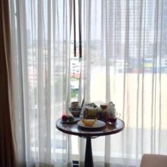 The Royal City Hotel балкон