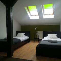 Апартаменты Blooms Inn & Apartments Познань комната для гостей фото 2