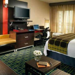 Отель Fairfield Inn & Suites by Marriott Washington, DC/Downtown США, Вашингтон - отзывы, цены и фото номеров - забронировать отель Fairfield Inn & Suites by Marriott Washington, DC/Downtown онлайн удобства в номере фото 2