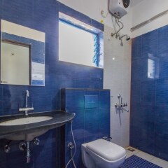 Отель OYO 11899 Home Greek Style 4BHK Penthouse Bambolim Гоа ванная