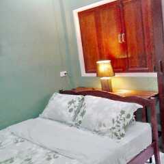 Отель Aree Guesthouse5 пляж Банг-Тао сейф в номере