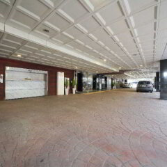 Film 37.2 Hotel парковка