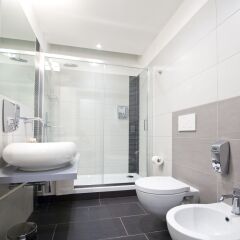 Отель Grey&White B&B ванная фото 3