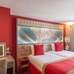 Отель Hôtel Regina Opéra Grands Boulevards Париж комната для гостей фото 3
