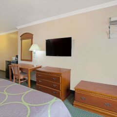 Отель Super 8 by Wyndham Hollywood/LA Area США, Лос-Анджелес - отзывы, цены и фото номеров - забронировать отель Super 8 by Wyndham Hollywood/LA Area онлайн фото 4