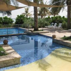 Отель Royal Club at Palm Jumeirah бассейн фото 2