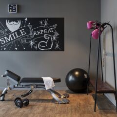 Отель Moxy Vienna Airport фитнесс-зал фото 3