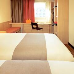 Отель Ibis Antwerpen Centrum Бельгия, Антверпен - 1 отзыв об отеле, цены и фото номеров - забронировать отель Ibis Antwerpen Centrum онлайн комната для гостей фото 3