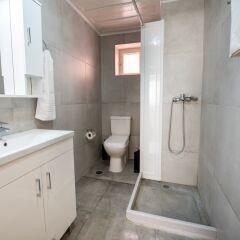 Отель Kampielo Studio in the heart of Old Town Греция, Корфу - отзывы, цены и фото номеров - забронировать отель Kampielo Studio in the heart of Old Town онлайн ванная фото 2