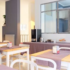 Отель B&B I 10 Mondi Милан в номере