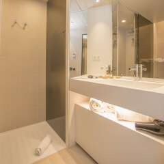 Отель Ona Hotels Terra Барселона ванная фото 2