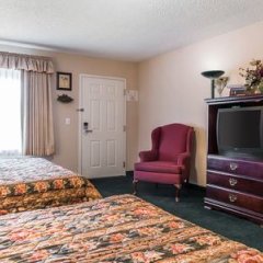 Econo Lodge Inn & Suites in Manitou Springs, United States of America from 113$, photos, reviews - zenhotels.com guestroom photo 4