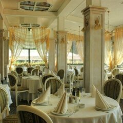 Maxi Park Hotel & Apartments София питание