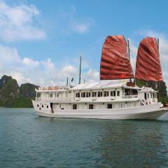 Отель Aclass Cruise Halong Вьетнам, Халонг - отзывы, цены и фото номеров - забронировать отель Aclass Cruise Halong онлайн приотельная территория