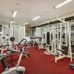 The Ambiance Hotel фитнесс-зал