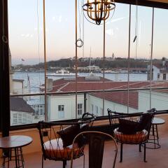Ada Karakoy Hotel - Special Class гостиничный бар