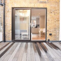 Отель Shoreditch 2 Bedroom House With Large Terrace сауна