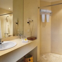 Отель Keraton Jimbaran Beach Resort ванная фото 2