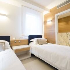 Отель Metropol Ceccarini Suite Риччоне комната для гостей фото 3