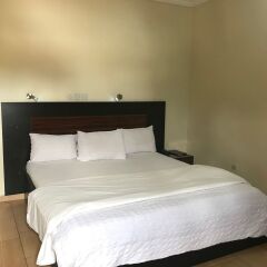 Отель Bayview Resorts and Hotels Энугу комната для гостей фото 3