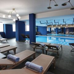 L.M Club Hotel гостиничный бар