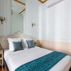 Отель Luxury 3 Bedroom 2 Bathroom - AC - Louvre & Marais комната для гостей