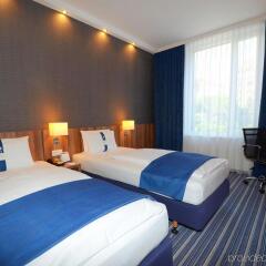 Отель Holiday Inn Express Dresden City Centre Германия, Дрезден - 14 отзывов об отеле, цены и фото номеров - забронировать отель Holiday Inn Express Dresden City Centre онлайн комната для гостей фото 3