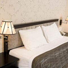 Отель Hoang Vinh Hotel Вьетнам, Хошимин - отзывы, цены и фото номеров - забронировать отель Hoang Vinh Hotel онлайн сейф в номере