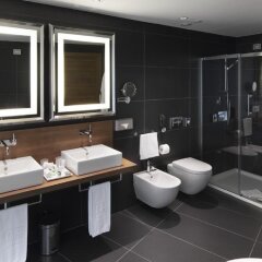 NH Collection Milano President in Milan, Italy from 426$, photos, reviews - zenhotels.com bathroom