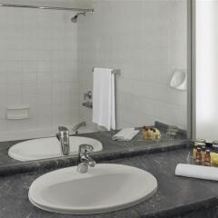 Sheraton Brussels Hotel Брюссель ванная фото 2