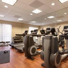Отель Hyatt Place Fair Lawn Paramus фитнесс-зал