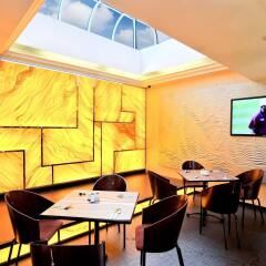 Oxford Hotel развлечения