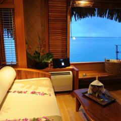 Отель Le Taha'a Island Resort & Spa сауна
