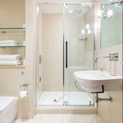 Апартаменты Tavistock Place Apartments Лондон ванная