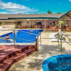 Отель Tanoa Skylodge Hotel Фиджи, Вити-Леву - отзывы, цены и фото номеров - забронировать отель Tanoa Skylodge Hotel онлайн бассейн фото 2