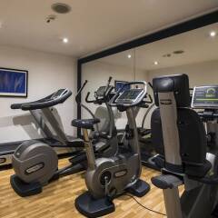 Flyon Hotel фитнесс-зал фото 2