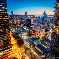 Отель Four Seasons Hotel Vancouver Канада, Ванкувер - отзывы, цены и фото номеров - забронировать отель Four Seasons Hotel Vancouver онлайн балкон