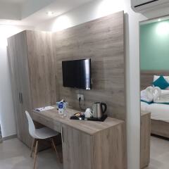 Отель TJ Boutique Accommodation Мальта, Марсаскала - отзывы, цены и фото номеров - забронировать отель TJ Boutique Accommodation онлайн комната для гостей фото 4