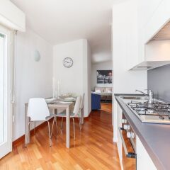 Отель SuiteLowCost - Porta Garibaldi Милан фото 12