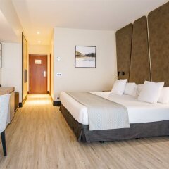 Hotel ILUNION Malaga комната для гостей фото 5