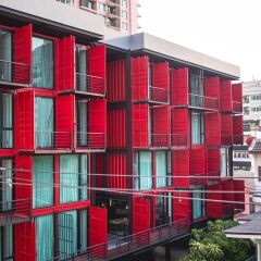 Отель Sleepbox Sukhumvit 22 Бангкок балкон