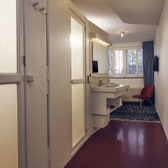 Отель Lloyd Hotel Нидерланды, Амстердам - 2 отзыва об отеле, цены и фото номеров - забронировать отель Lloyd Hotel онлайн ванная фото 2