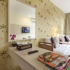 Отель Villa Cha Cha Rambuttri Бангкок комната для гостей фото 3